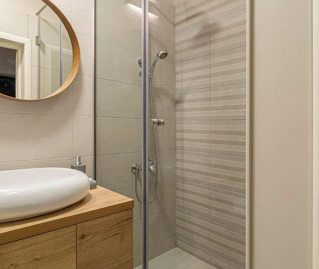 Holt Rossetti Residences - Exclusive Urban Lofts Bucharest Apartment