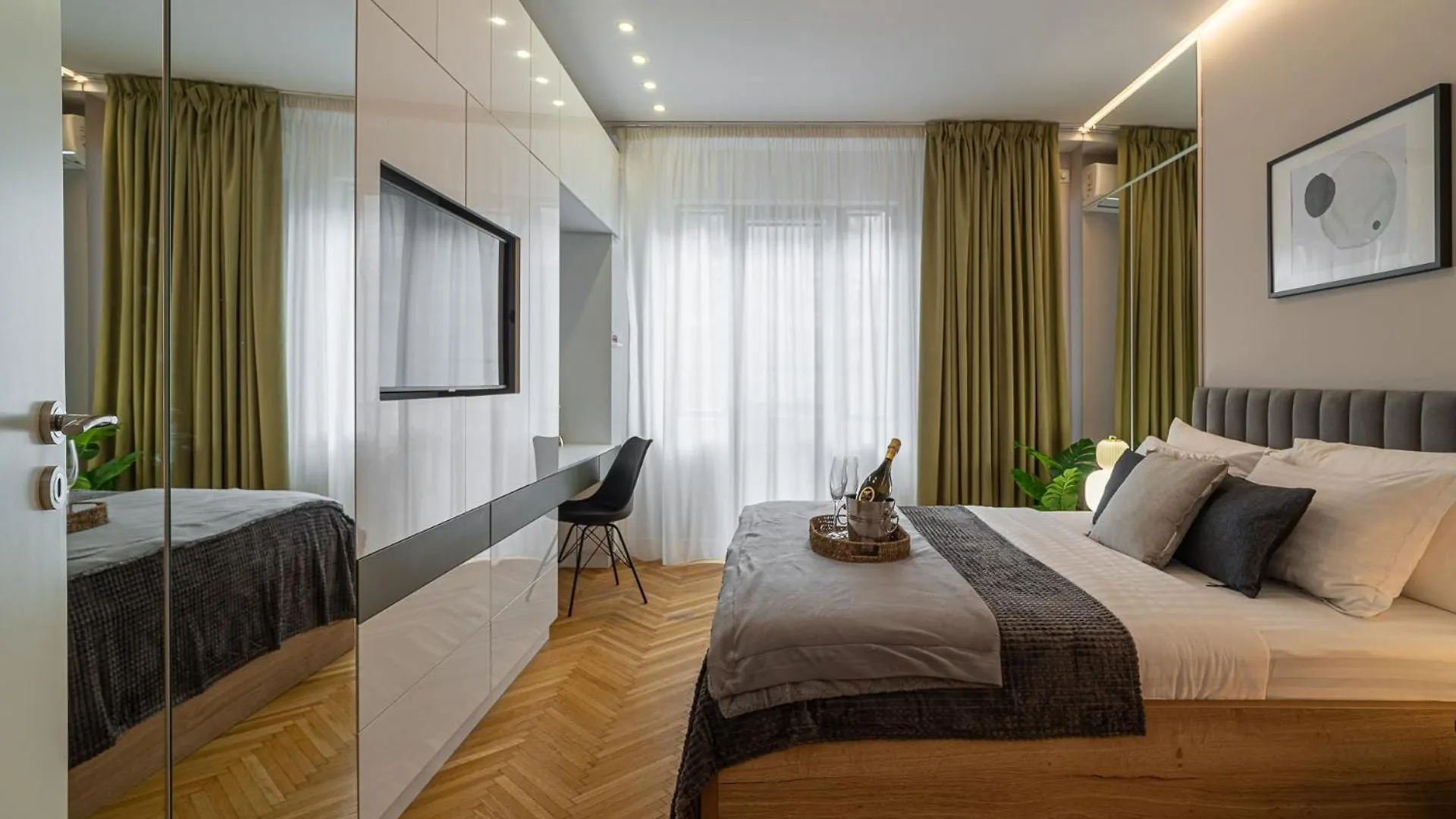 Apartment Holt Rossetti Residences - Exclusive Urban Lofts Bucharest
